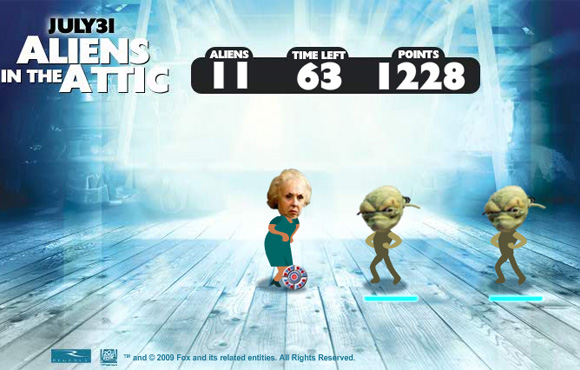 Aliens in the attic online game